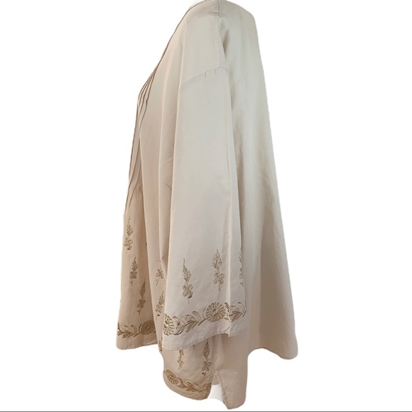 Catherine’s Khaki Gathered Front Light Tunic- 4X - Picture 7 of 8